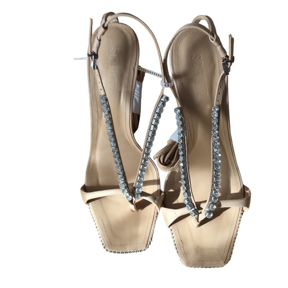 ❤️NWT❤️ Schutz Vikki Crystal Heels